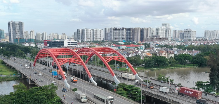 The Mizuki kết nối trực tiếp đại lộ Nguyễn Văn Linh rộng 120m để đến Phú Mỹ Hưng chỉ trong 5 phút.